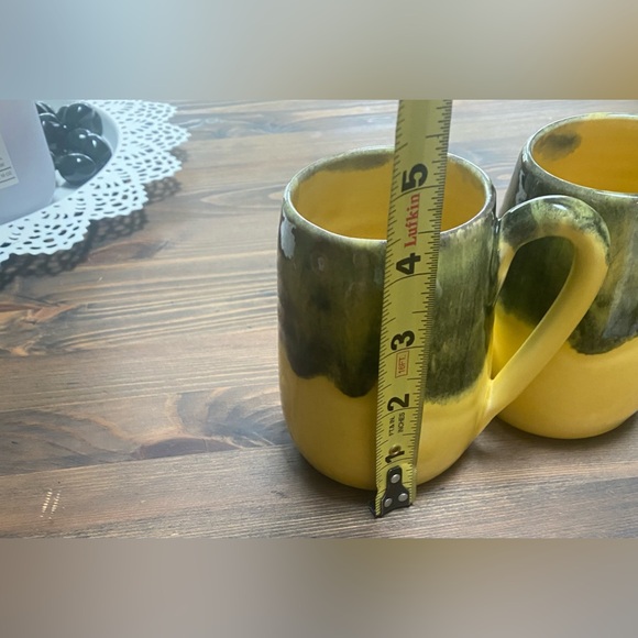 Vtg INEKE Drip Pottery Glaze BC Canada Green Yellow  2 Coffee Cups -Set - Picture 4 of 5